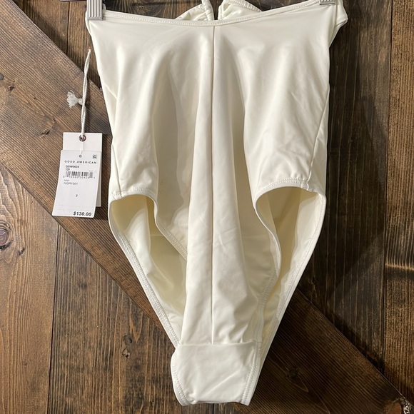 GOOD AMERICAN Leilani Halter One Piece Bathing Suit - Picture 5 of 10